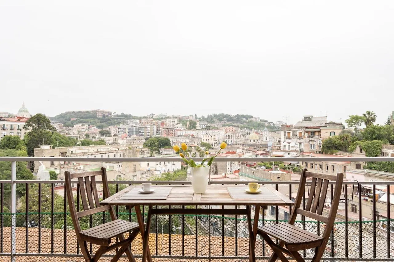 Panoramic Flat Between Materdei And Fontanelle Naples