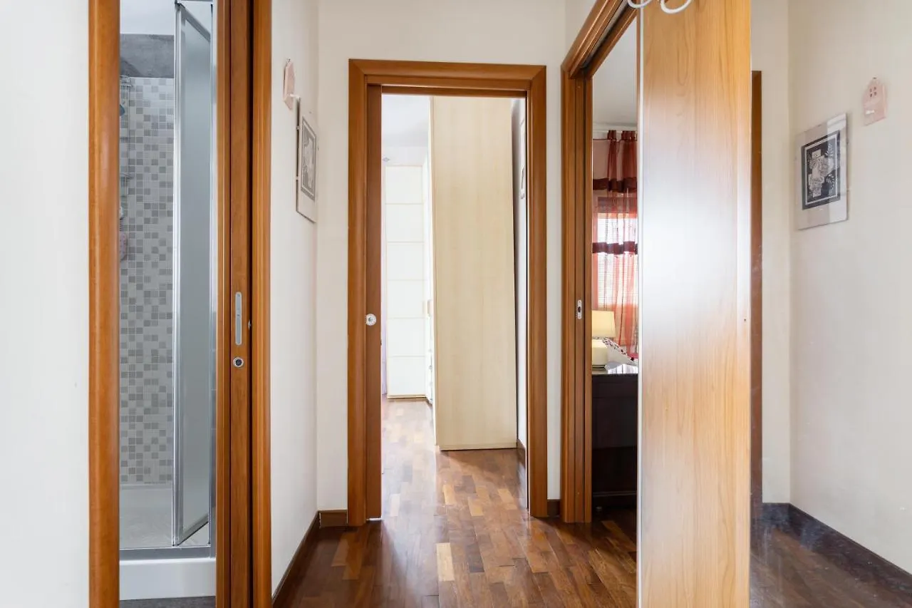 Apartment Panoramic Flat Between Materdei And Fontanelle Naples Italy